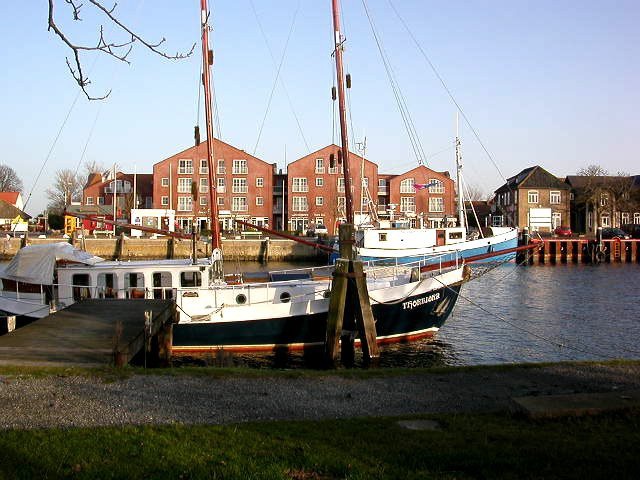 wohnung-am-hafen-21389-bild-2-best[1]